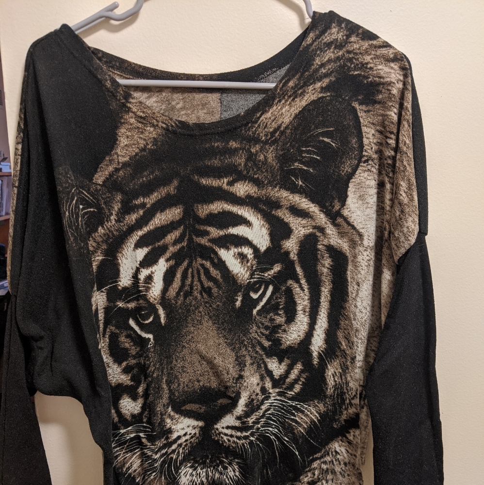 Long sleeve top